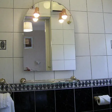 Bed and breakfast Hilton Heights 3*